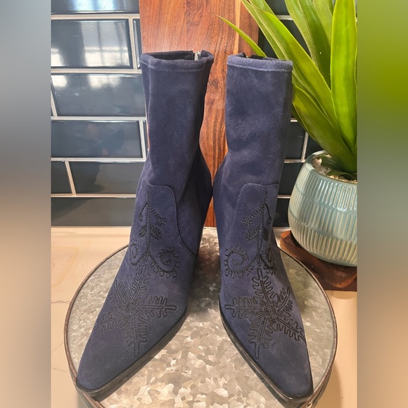 Rebel | Avery Blue Suede Embroidered Ankle Snip Toe Boots - Picture 3 of 10